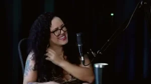 Não gosta da forma que chupa os peitos, teve a proposta do swing e o exibisionismo, e o pedido inusitado foi… – Brunna Sweet (WATCH ON: SHEER/RED)